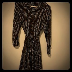 Black and cream button up, cuffed, tie waist dress
